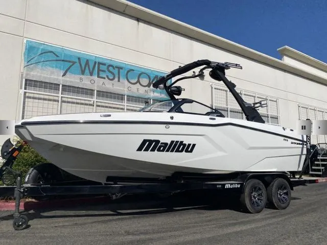 The Image of Malibu Wakesetter 22 MXZ 2025 - 1