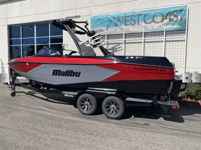 Slide: The Image of Malibu Wakesetter 23 LSV 2025 - 3