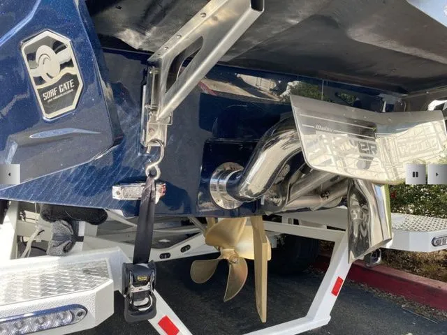 Slide: The Image of Malibu Wakesetter 24 MXZ 2025 - 10