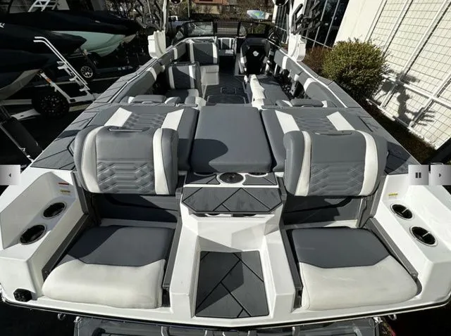 Slide: The Image of Malibu 26 LSV 2025 - 6