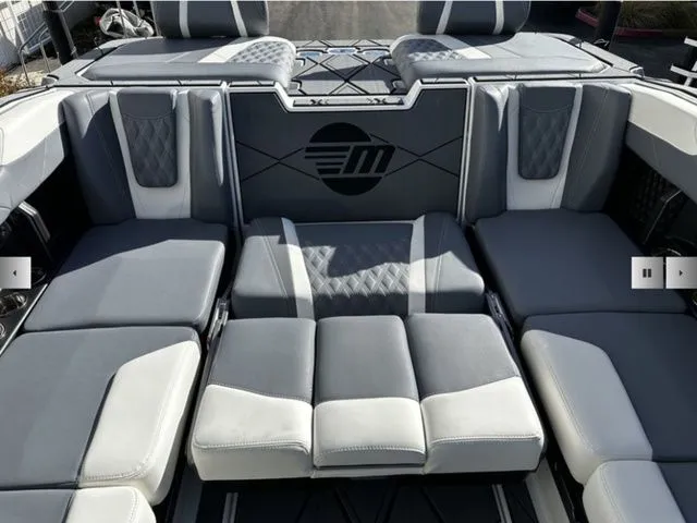 Slide: The Image of Malibu M230 2025 - 11