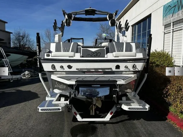 Slide: The Image of Malibu M230 2025 - 4