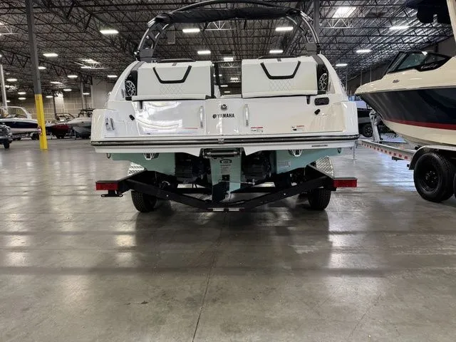 Slide: The Image of Yamaha 222S 2025 - 4