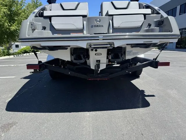 Slide: The Image of Yamaha 255XE 2025 - 5