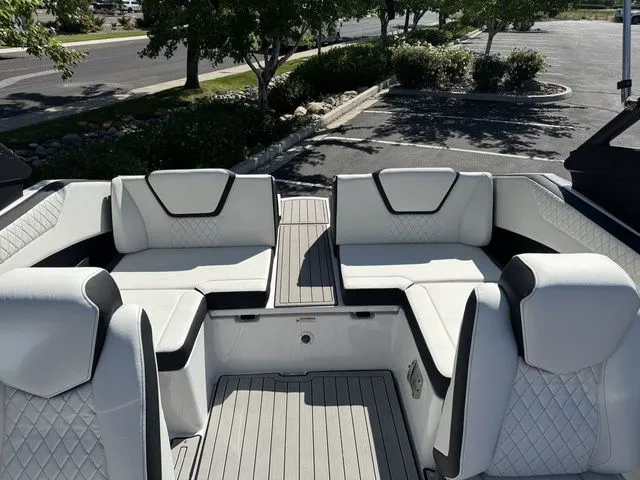 Slide: The Image of Yamaha 222SD 2025 - 8