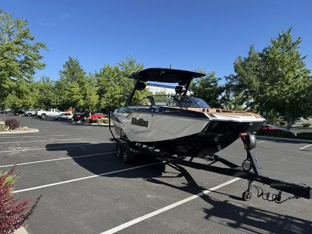 Slide: The Image of Malibu M230 2025 - 4