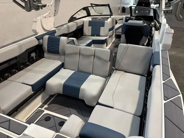 Slide: The Image of Malibu 26 LSV 2025 - 15