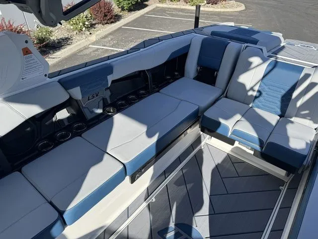 Slide: The Image of Malibu 26 LSV 2025 - 9