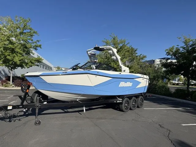 The Image of Malibu 26 LSV 2025 - 1