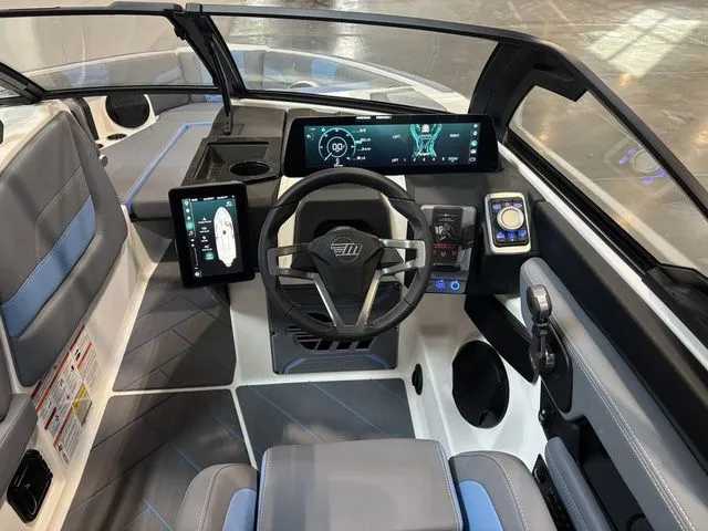 Slide: The Image of Malibu 26 LSV 2025 - 14