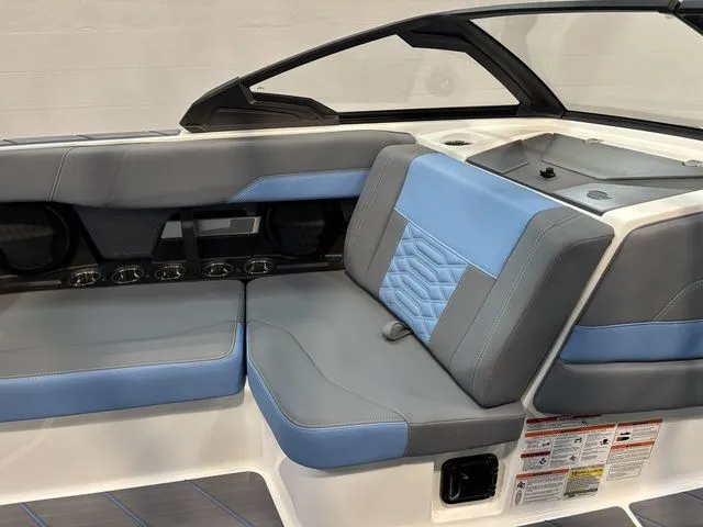 Slide: The Image of Malibu 26 LSV 2025 - 15