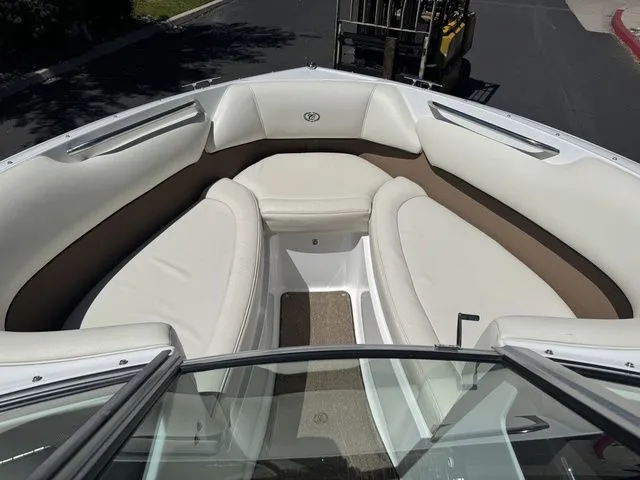 Slide: The Image of Cobalt 220WSS 2015 - 6