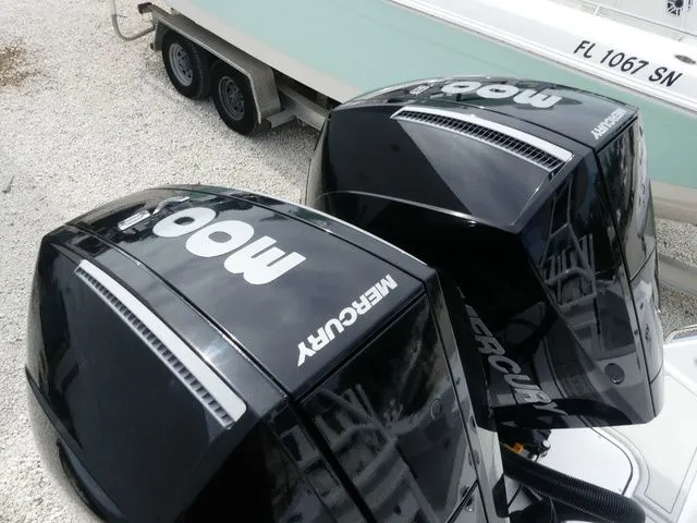 Slide: The Image of Blackfin 272 CC 2026 - 7