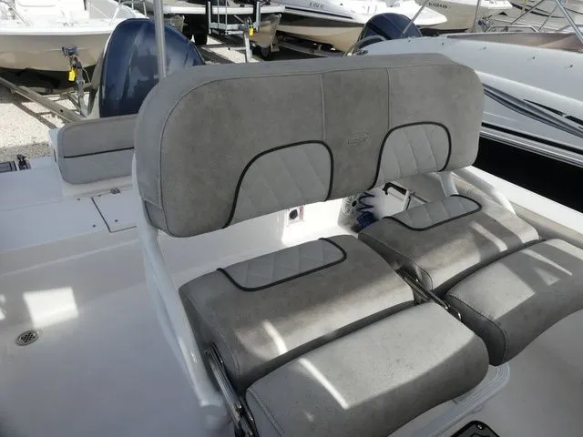 Slide: The Image of Sea Fox 249 Avenger 2019 - 12