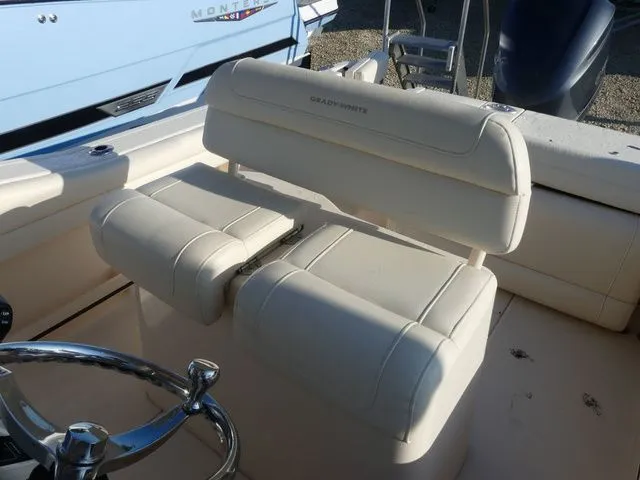 Slide: The Image of Grady-White Fisherman 236 2019 - 12