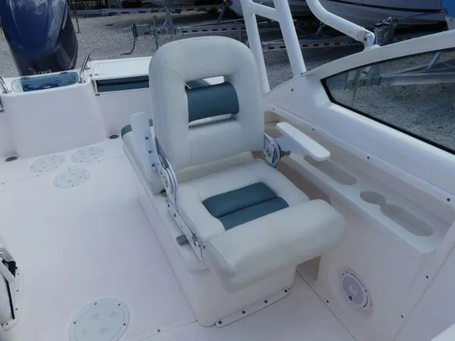 Slide: The Image of Everglades 230 Dual Console 2014 - 8