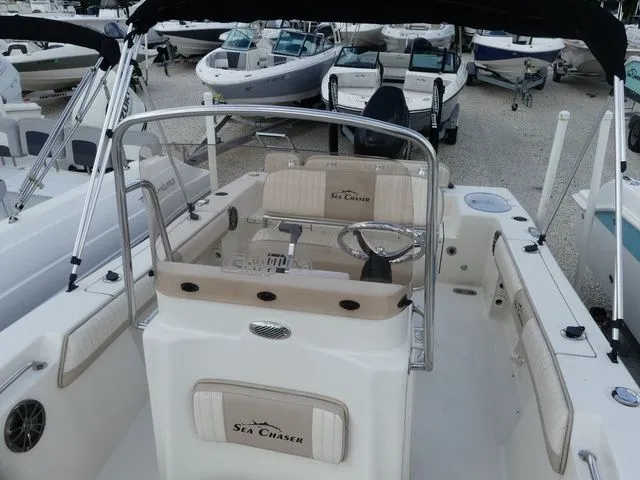 Slide: The Image of Sea Chaser 20 HFC 2016 - 12