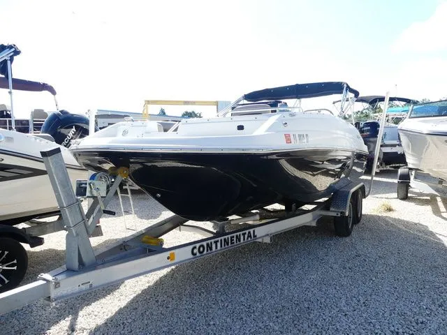 The Image of Hurricane Center Console 19 OB 2021 - 1