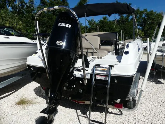 Slide: The Image of Hurricane Center Console 19 OB 2021 - 4