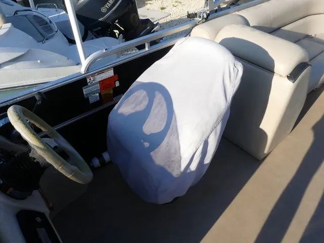 Slide: The Image of Berkshire CTS Series 233RFX 2014 - 11