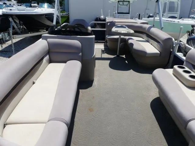 Slide: The Image of Sun Tracker Party Barge 22 DLX 2014 - 5