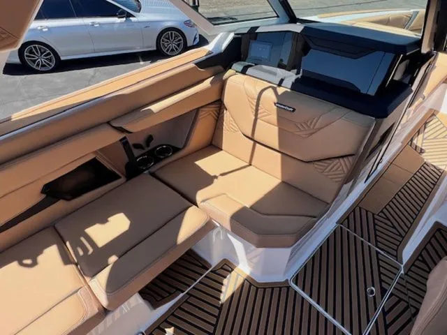 Slide: The Image of MasterCraft XStar 25 2025 - 25