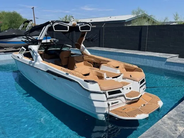 Slide: The Image of MasterCraft XStar 25 2025 - 7
