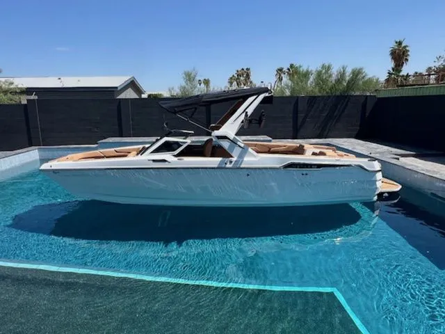 Slide: The Image of MasterCraft XStar 25 2025 - 8