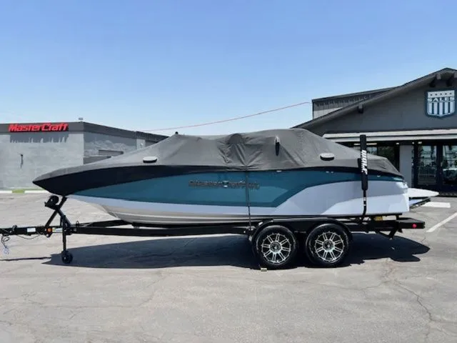 Slide: The Image of MasterCraft NXT22 2025 - 20