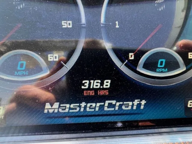 Slide: The Image of MasterCraft XStar 2013 - 20