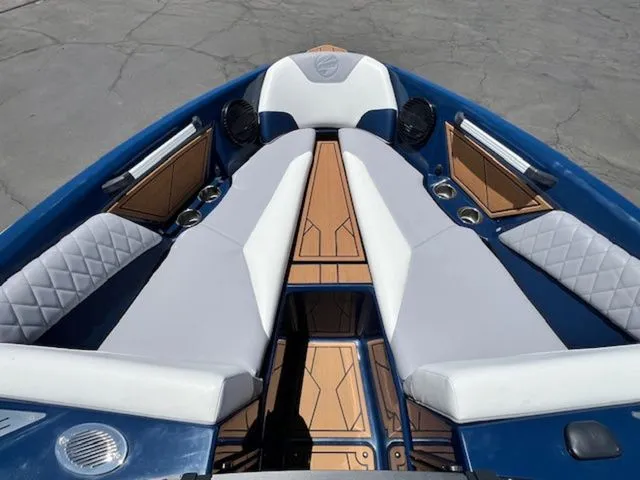 Slide: The Image of Tigé Z5 2023 - 17