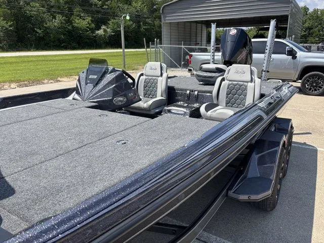 Slide: The Image of Bass Cat Lynx STS 2026 - 14