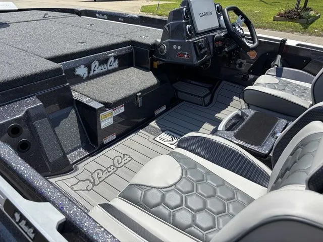 Slide: The Image of Bass Cat Lynx STS 2026 - 17