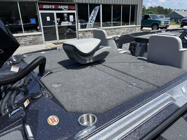 Slide: The Image of Bass Cat Lynx STS 2026 - 5