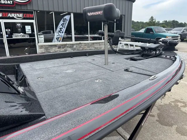 Slide: The Image of Phoenix Bass Boat 819 ZXL 2026 - 7