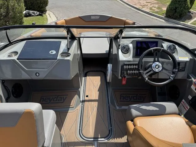 Slide: The Image of Heyday Wake Boats WT-SURF 2021 - 13