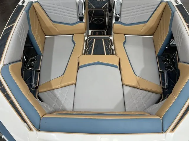 Slide: The Image of Tigé 25ZX 2025 - 6