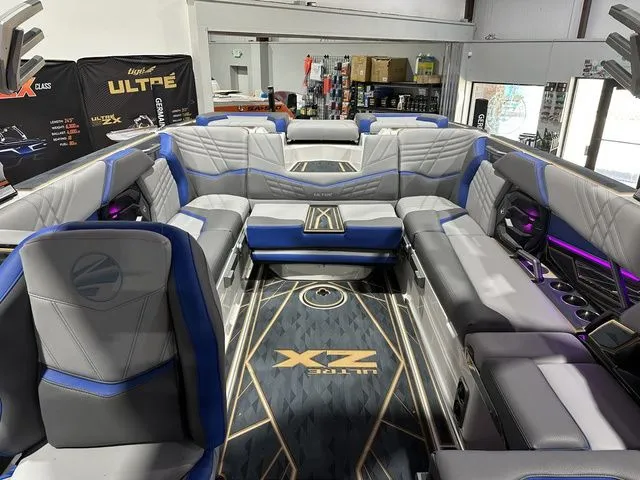 Slide: The Image of Tigé Ultré 25ZX 2025 - 12