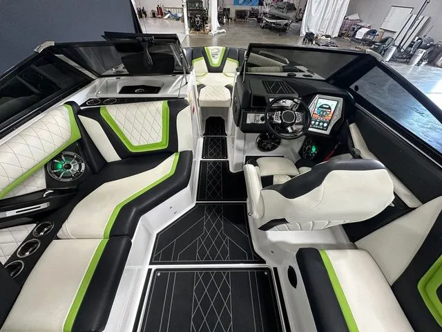 Slide: The Image of Tigé ZX1 2019 - 10