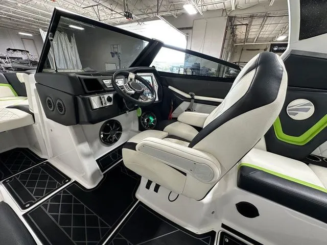 Slide: The Image of Tigé ZX1 2019 - 11