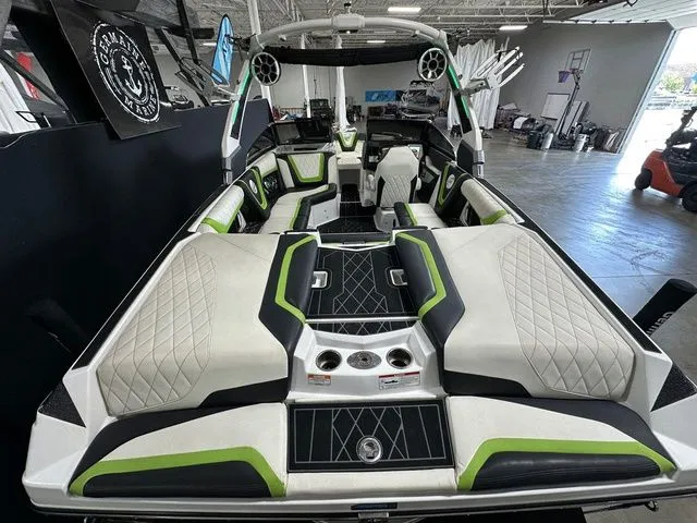 Slide: The Image of Tigé ZX1 2019 - 6