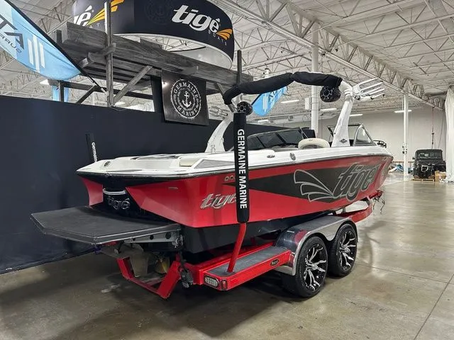 Slide: The Image of Tigé RZ2 2011 - 4