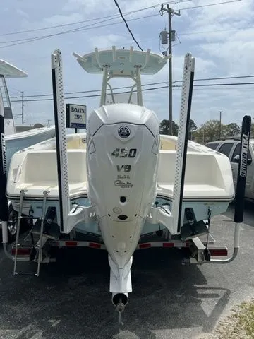 Slide: The Image of Maverick 2700 Open 2024 - 15