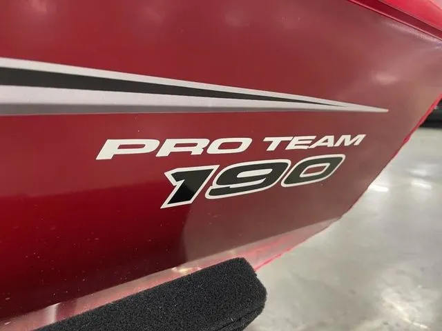 Slide: The Image of Tracker Pro Team 190 2025 - 7