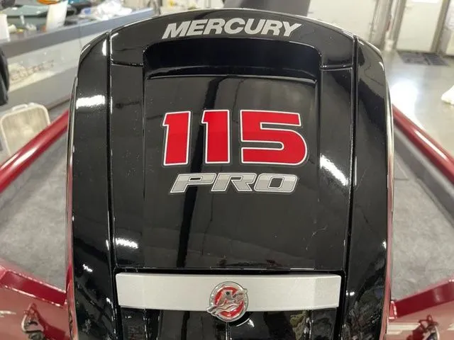 Slide: The Image of Tracker Pro Team 190 2025 - 9