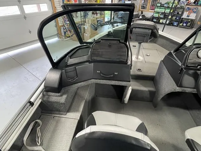 Slide: The Image of G3 Angler 164F 2022 - 30