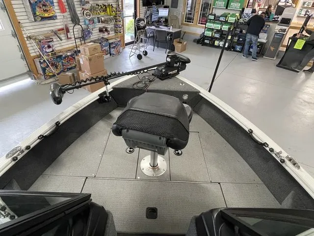 Slide: The Image of G3 Angler 164F 2022 - 32