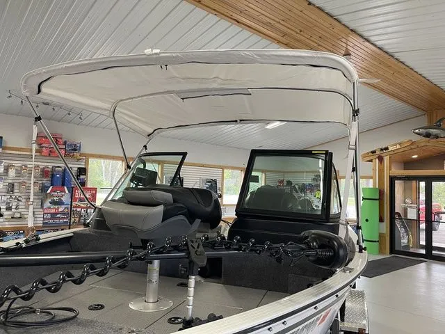 Slide: The Image of G3 Angler 164F 2022 - 41