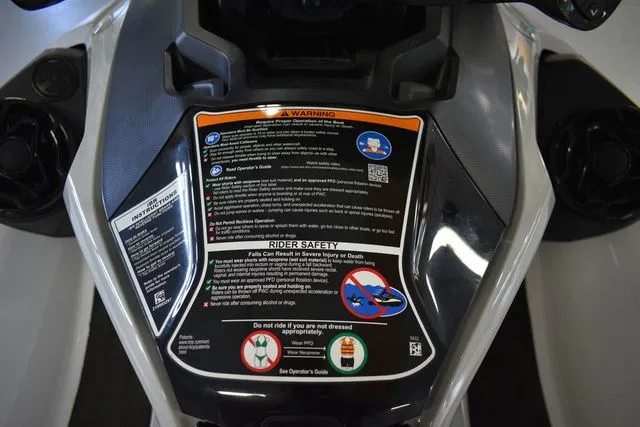 Slide: The Image of Sea-Doo FISH PRO 2020 - 21