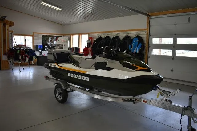 Slide: The Image of Sea-Doo FISH PRO 2020 - 8
